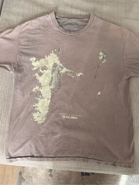 Men's Graphic Crewneck T-Shirt in brown